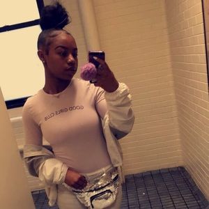 Meet your Posher, Cheniya